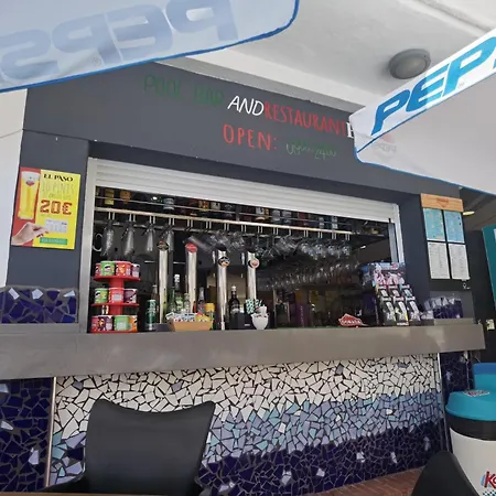 Deluxe Castle Harbour * 洛斯克里斯蒂亚诺斯