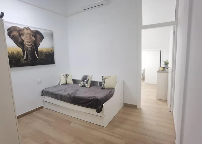 Deluxe Castle Harbour